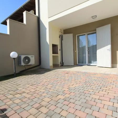 Ferienhaus Regina Mare *