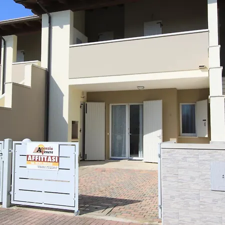 Regina Mare * ليدو دي سكاشي