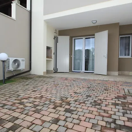 Regina Mare Holiday home *