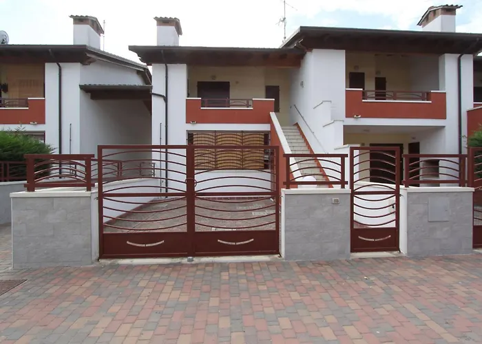 Regina Mare * Lido di Scacchi